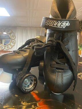 Chicago Men's Bullet Speed Roller Skates